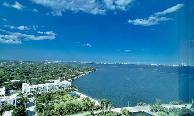 Allapattah Condo | Miami Oasis
