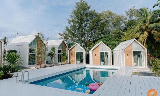 Pak Nam House | Miami Seaview