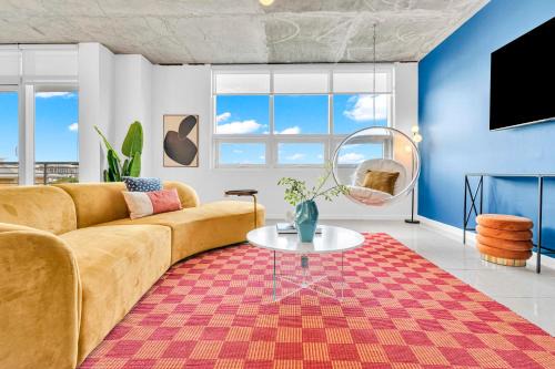 Midtown Apartment | Miami Vice - Central Midtown Pool and Parking