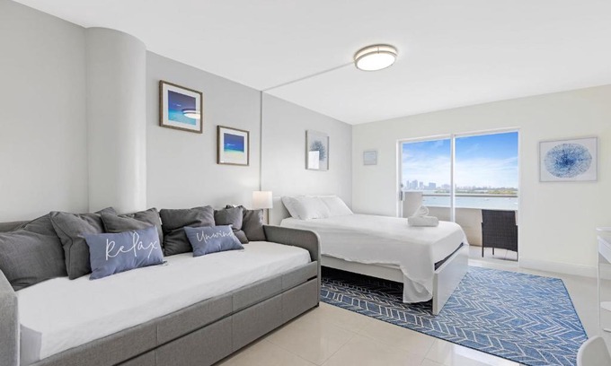 North Bay Village Apartment | Miami Waterfront Condo-Studio, FREE PARKING