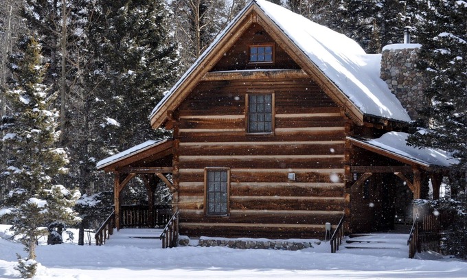 Red River Cabin | Michael Martin Murphey Cabin, America's Cowboy Singer/Songwriter Getaway Cabin