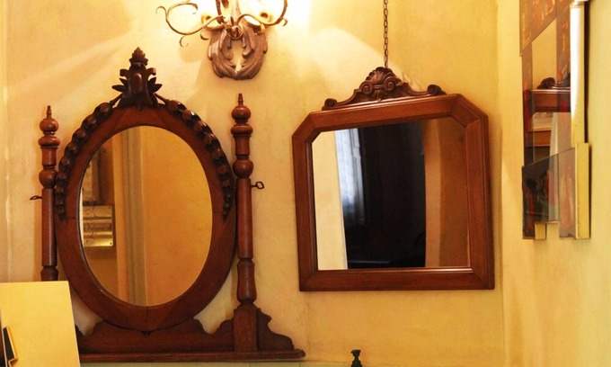 Oltrarno Apartment | Michele - Intimate and cozy penthhouse in a traditional 1860 Villa