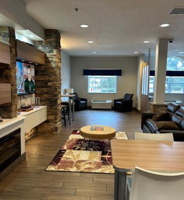 Lynchburg Hotel | Microtel Inn & Suites by Wyndham