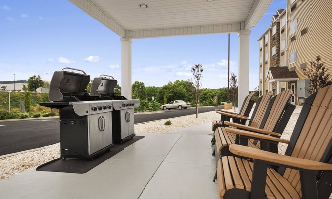 Lynchburg Hotel | Microtel Inn & Suites By Wyndham Lynchburg