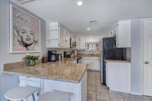 Alhambra House | Mid-century Modern In The Heart Of Phoenix!
