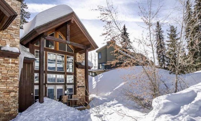 Purgatory Ski Chalet | Mid-Century Mountain Ski in/Ski Out Luxury Chalet - Best Location