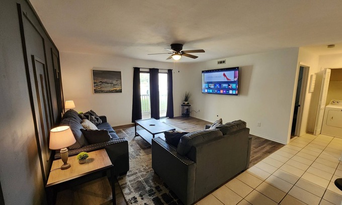 Huntsville Condo | MID CITY HSV CONDO - FULLY RENOVATED!