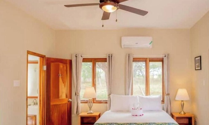 Treasure Beach Villa | Midori Villa - Three Bedroom