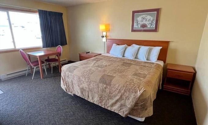 Viroqua Hotel | MIDWAY MOTEL