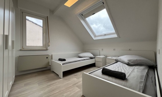 Obertshausen Apartment | Mieterlux BNB App für 2 Person