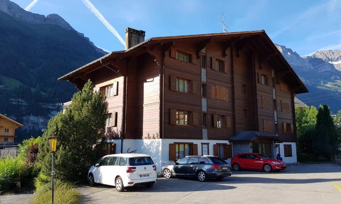 Champery Apartment | Mila 5