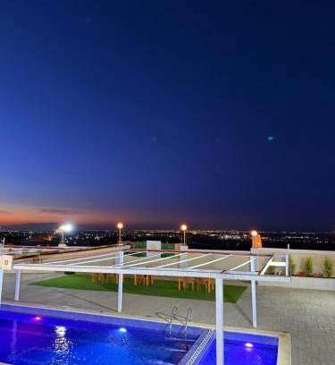 Jordan Ski Chalet | Milano villa & farm