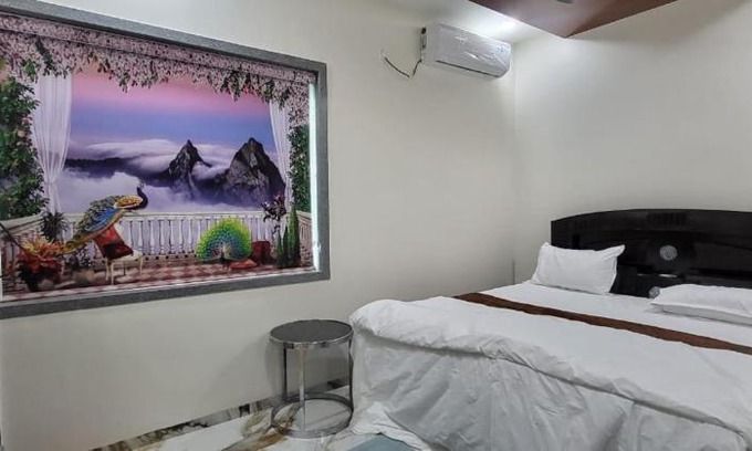 Rajpipla House | Milestone Homestay