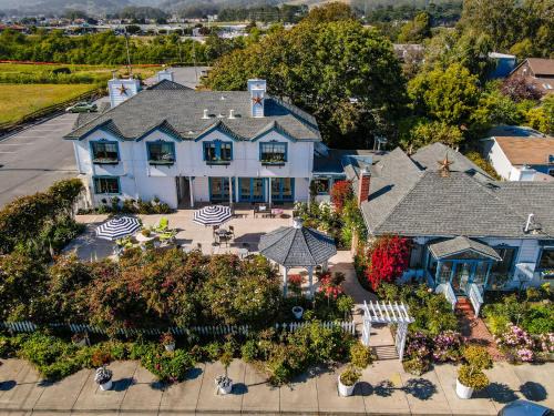 Half Moon Bay Bed & Breakfast | Mill Rose Inn