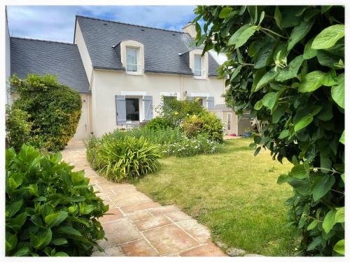 Guilvinec House | Mille Sabords