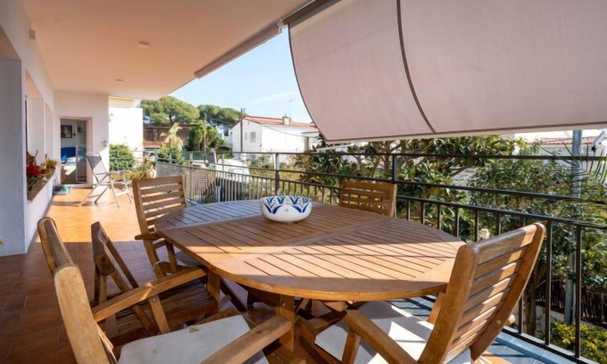 Premia de Dalt Apartment | Millenium by Interhome