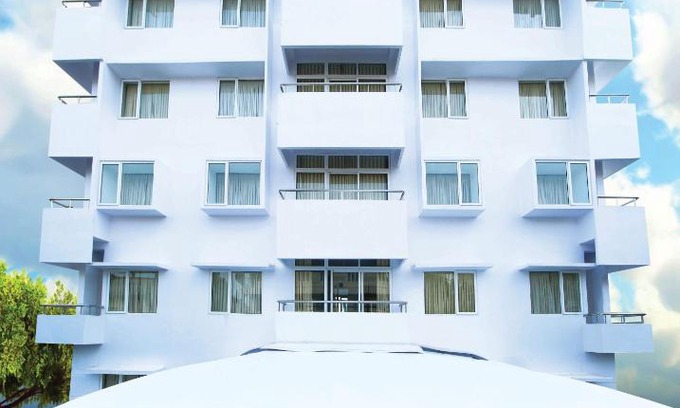 Shenoys Hotel | Millennium Continental