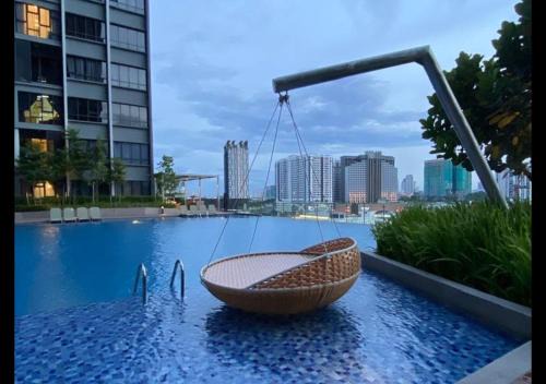 Kampung Haji Abdullah Hukum Apartment | Millerz Suite 3R2B Condo Near MidValley 3 Beds 3 Bedrooms Staycation Best Choice