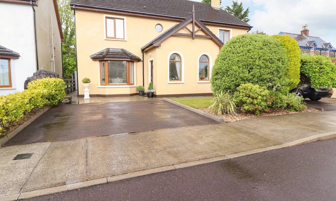 Kenmare Cottage | MILLFIELD, family friendly, with open fire in Kenmare, County Kerry