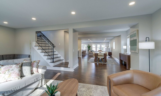 Nokomis House | Million-Dollar Listing Minnehaha Creek