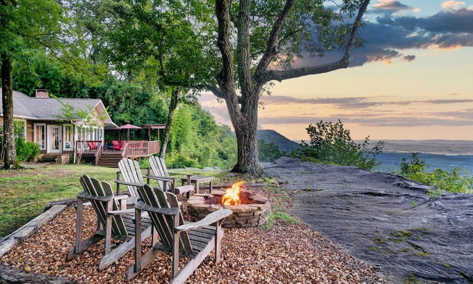 Menlo House | Million Dollar View of Mountains and Valley!