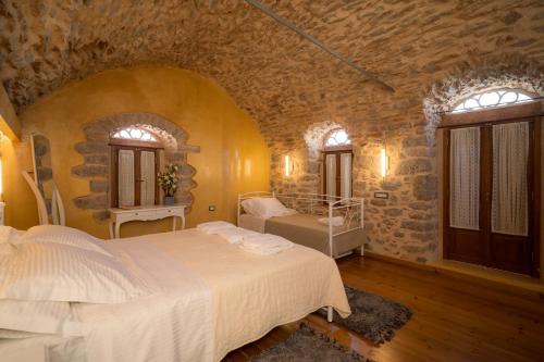 Agios Georgios Sykousis Apartment | Mills Residence