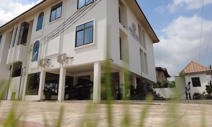 Teshie Apartment | MILTON AVENUE SUITES, 2Bed