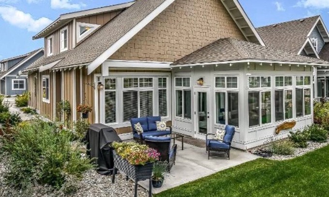 Okanagan-Similkameen House | Mimi's Cottage- "The Cottages on Osoyoos Lake"
