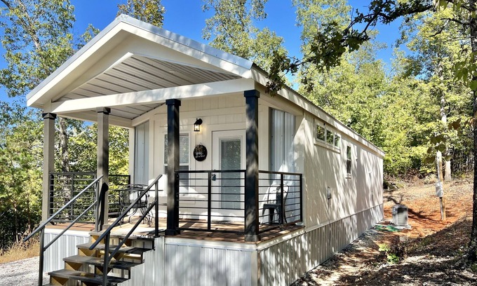 Mountain View House | Mimi's Retreat! The not so tiny, tiny home in the mountains!