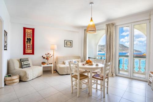 Karpathos Apartment | Mimis & Connie 1