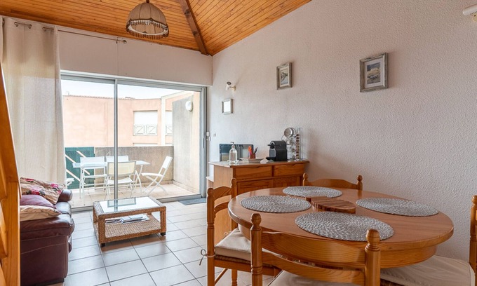Mimizan-Plage Apartment | Mimizan Beach: T2 Mezzanine Apartment 2 stars, 4 ppl, ocean view, parking included