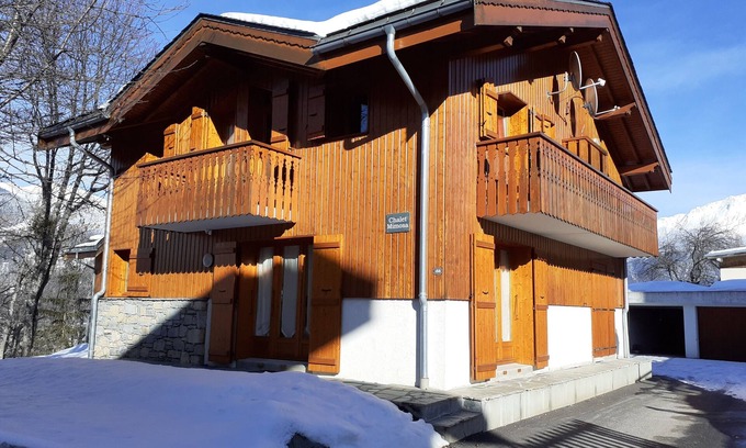 Le Praz Ski Chalet | Mimosa - Attractive Ski Chalet