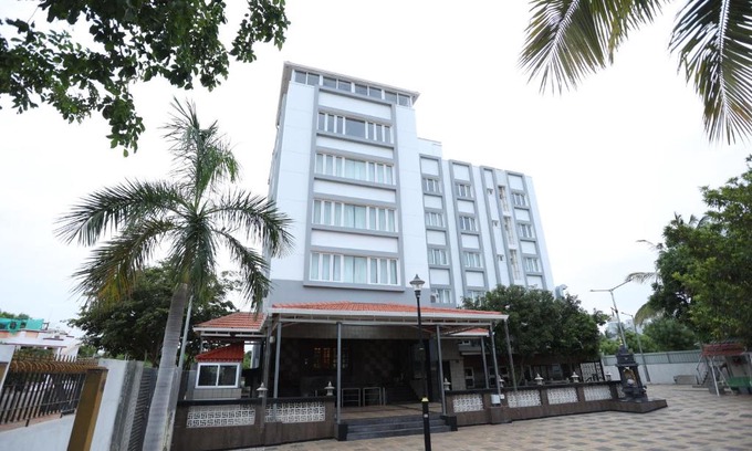 Tiruchirappalli Hotel | Minas Manor