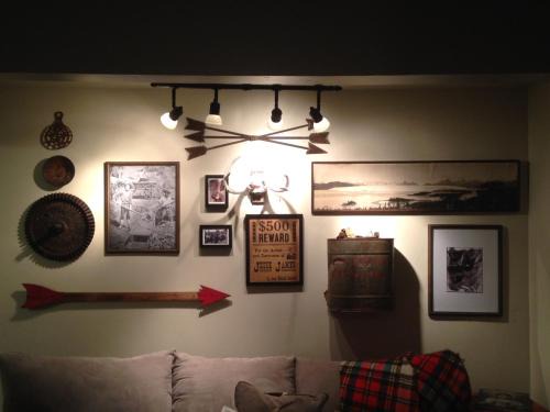 Foresthill Hotel | Miner's Camp
