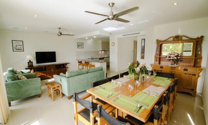 Kingscliff Apartment | Ming Apartment 3 - Beautiful Top Floor Apartment!