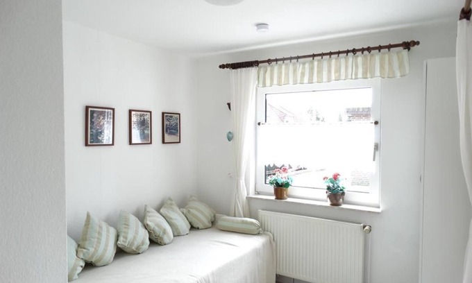 Bad Zwischenahn Apartment | Mini apartment, shower, toilet - apartment Ruwald
