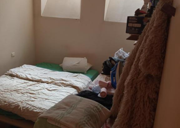 Quartier de la Folie-Mericourt Bed & Breakfast | mini loft souplex canal st martin