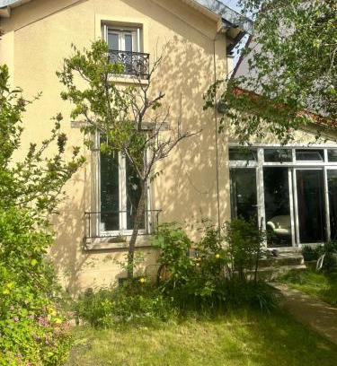 Colombes House | Mini Studio au calme