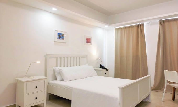 Residencial ROMANA Apartment | Minimalist Apartment Studio - Sea View