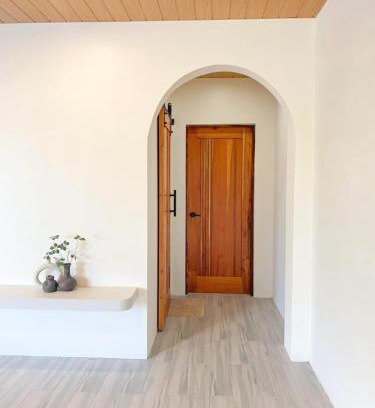 San Vicente House | Minimalist Home 5 mins to Calle Crisologo Vigan