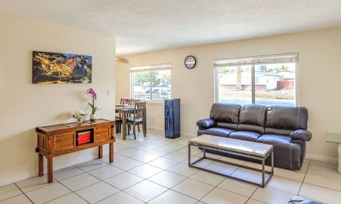 Chinatown House | Minimalistic Las Vegas Home ~ 2 Mi to Strip!