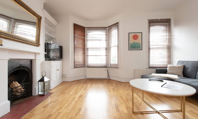 Fulham Broadway House | Minimalistic Townhouse in West London