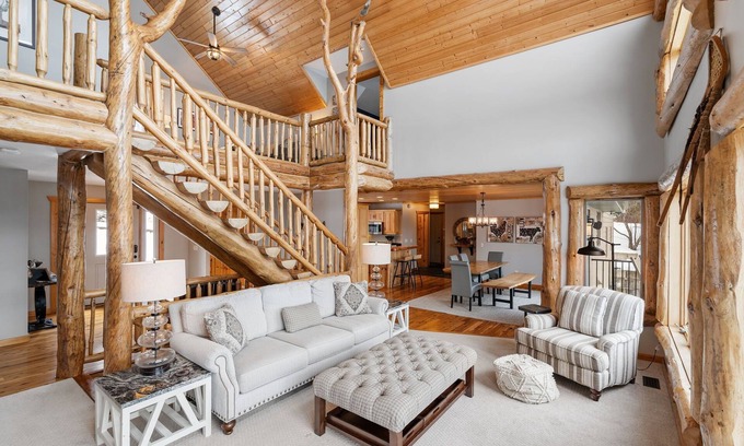 Buffalo House | MINNeSTAY* Maple Lake Chalet