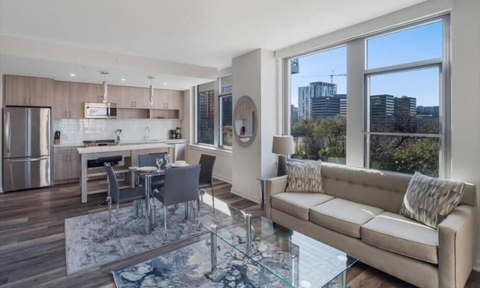 Reston Apartment | Mins to Lake Anne Plaza | In/Outdoor Yogs | Reston Town Center