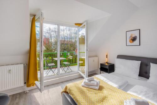 Dortmund Apartment | MINT Design-Studio mit Balkon