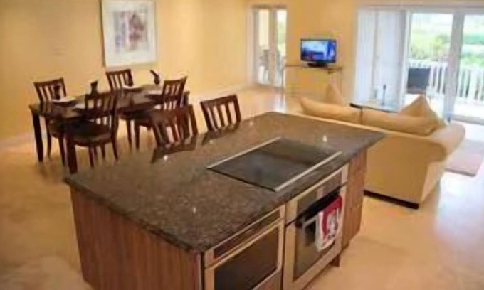 Cotton Ground House | Minutes Away from Nevis National Park! 3 Spaces Beachfront Spa Resort w/ Pool!