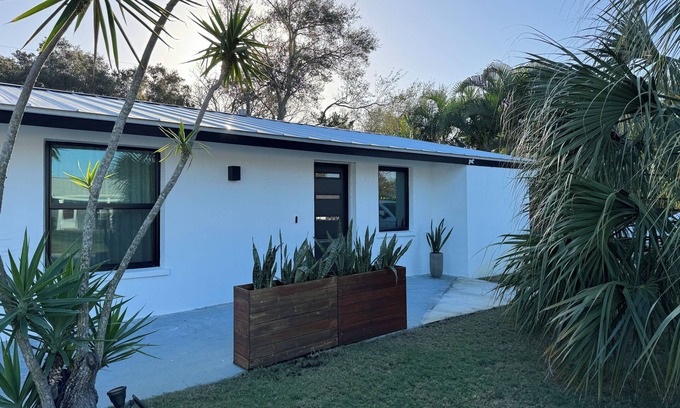 South Gate Ridge House | Minutes from Siesta Key, Heated saltwater pool, Outdoor space