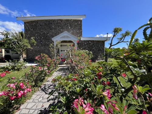 Saint-Pierre House | Mira's Hacienda