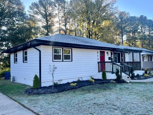 Durham Bed & Breakfast | Mirabelle 3bd/1ba 5 min from Downtown/Duke/RTP