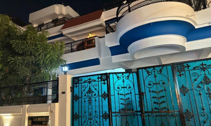 Civil Lines House | Mishra's Bungalow